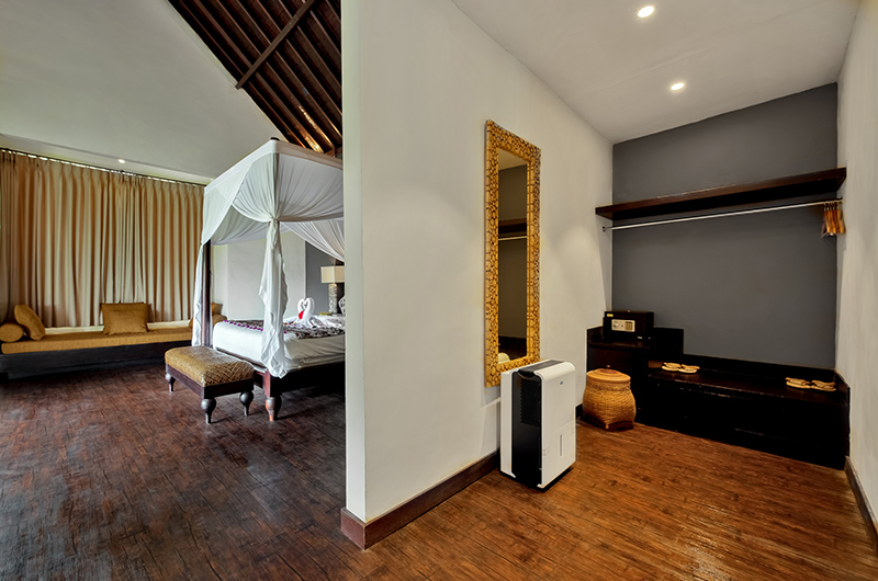 Villa Kembang Flamboyan Room Bedroom with Dressing Area | Ubud, Bali