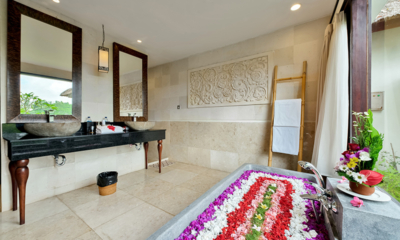 Villa Kembang Flamboyan Room Romantic Bathtub Set Up | Ubud, Bali