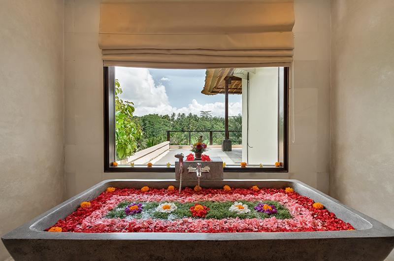 Villa Kembang Bougainvillea Room Romantic Bathtub Set Up | Ubud, Bali