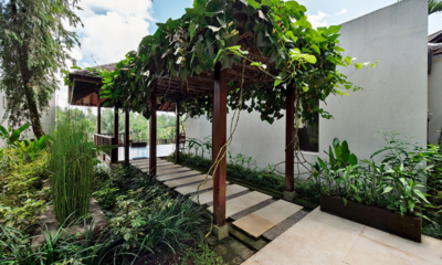 Villa Kembang Pathway | Ubud, Bali