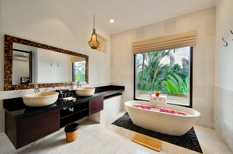 Villa Kembang Gardenia Room His and Hers Bathroom | Ubud, Bali