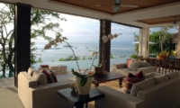 Villa Lago Living Room | Nusa Lembongan, Bali