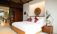 Villa Lago Master Bedroom | Nusa Lembongan, Bali