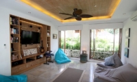 Villa Pantai Lembongan Media Room | Nusa Lembongan, Bali