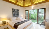 Villa Pantai Lembongan Bedroom Side View | Nusa Lembongan, Bali