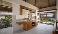 Villa Tanjung En-suite Bathroom | Nusa Lembongan, Bali