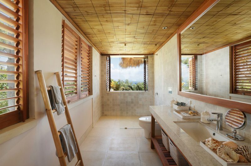 Villa Tanjung Bathroom | Nusa Lembongan, Bali