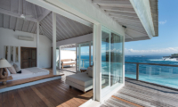Villa Tranquilla King Size Bed with Sea View | Nusa Lembongan, Bali