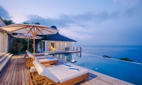 Villa Tranquilla Sun Decks with Night View | Nusa Lembongan, Bali