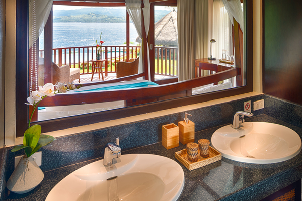 Pure Shores Villa Master Bathroom | Anda, Bohol