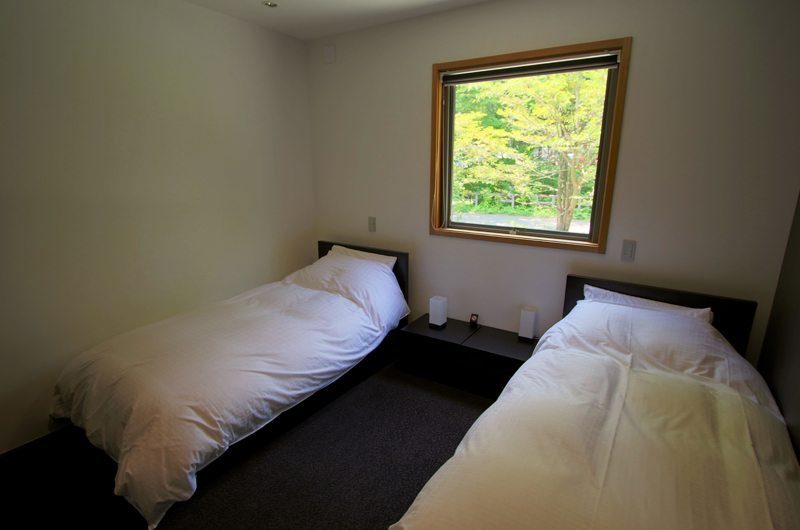 Phoenix Chalets 2br Twin Bedroom | Hakuba, Nagano