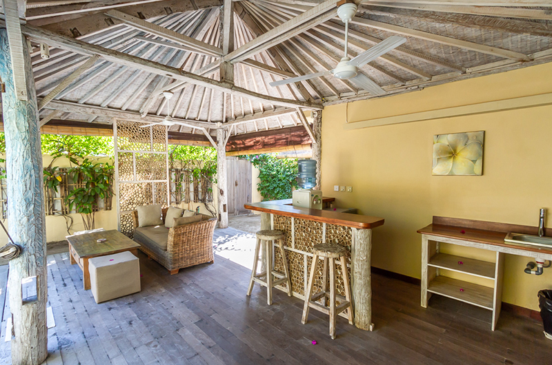 Les Villas Ottalia Gili Meno Kitchen and Living Area | Gili Meno, Lombok