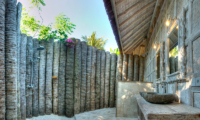 Les Villas Ottalia Gili Trawangan Outdoor Shower | Gili Trawangan, Lombok