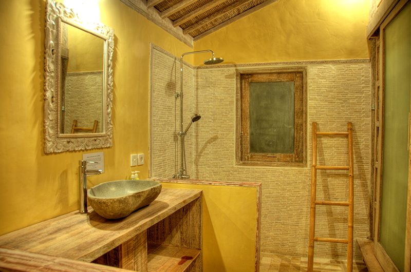 Les Villas Ottalia Gili Trawangan Bathroom with Shower | Gili Trawangan, Lombok