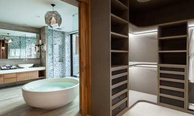 Villa Amarapura Master Bathroom with Walk-In Wardrobe | Cape Yamu, Phuket