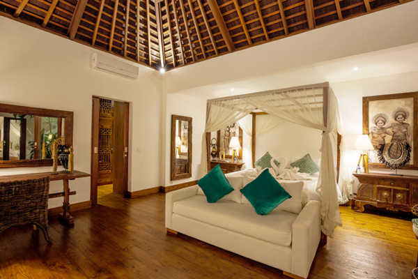 Villa Naty Bedroom with Sofa and Cushions | Umalas, Bali