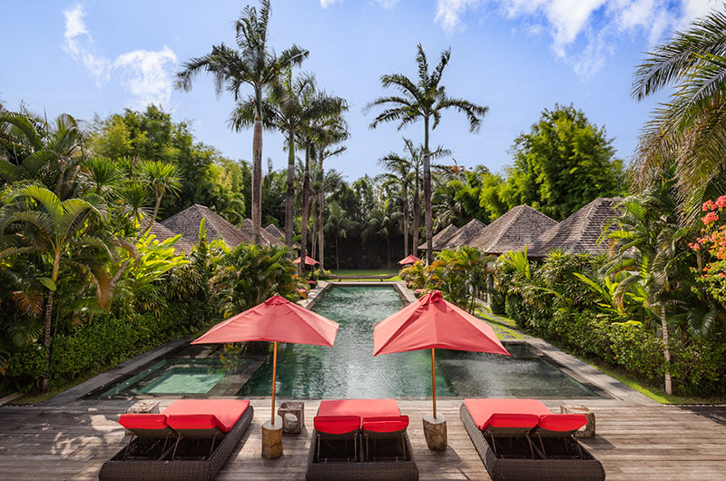 Villa Naty Pool Side Loungers | Umalas, Bali