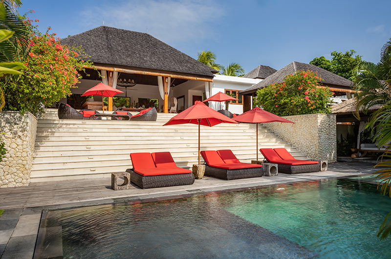 Villa Naty Pool Side Sun Beds | Umalas, Bali