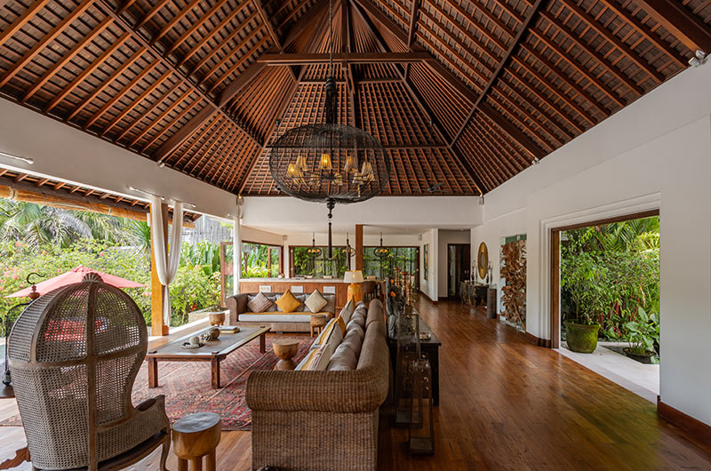 Villa Naty Living Area with Wooden Floor | Umalas, Bali