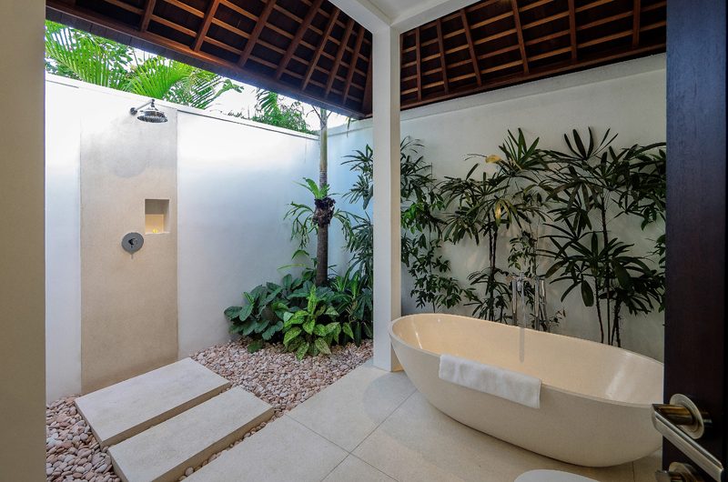 Villa Tjitrap Open Plan Bathtub | Seminyak, Bali