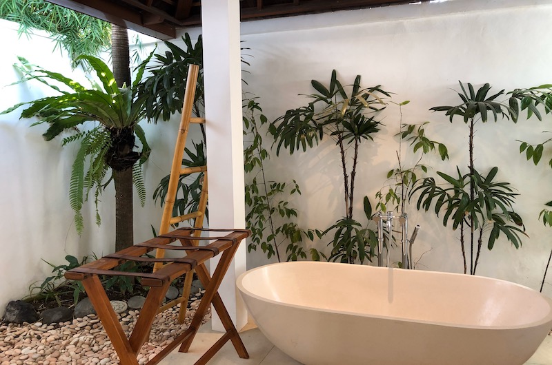 Villa Tjitrap Porcelain Bathtub | Seminyak, Bali