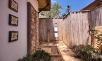 Baan Buaa Outdoor Bathroom | Koh Samui, Thailand