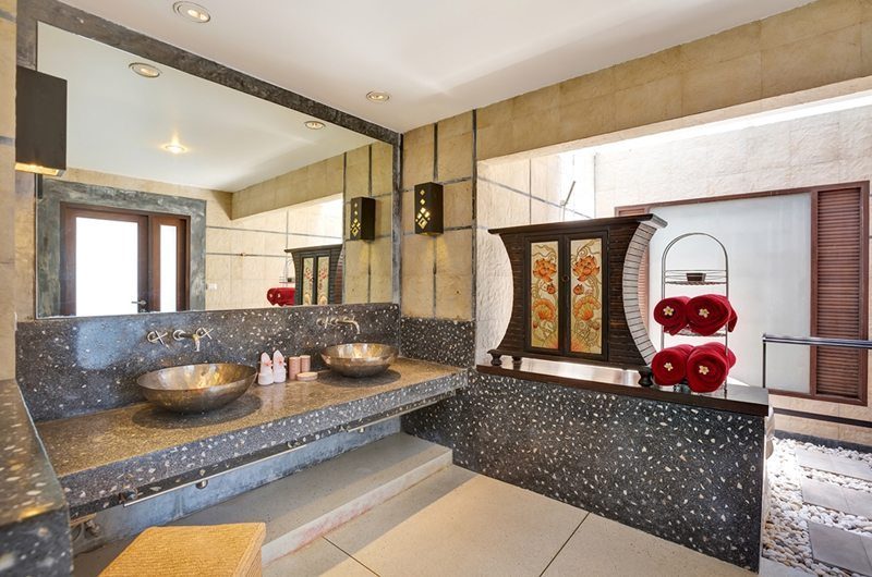 Emerald Sands Beach Villa Master Bathroom | Koh Samui, Thailand