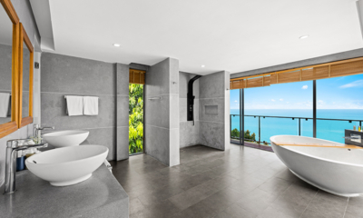 Karpe Diem Bathroom One with Bathtub and View | Chaweng, Koh Samui