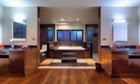 Villa Seven Swifts Master Bathroom | Koh Samui, Thailand