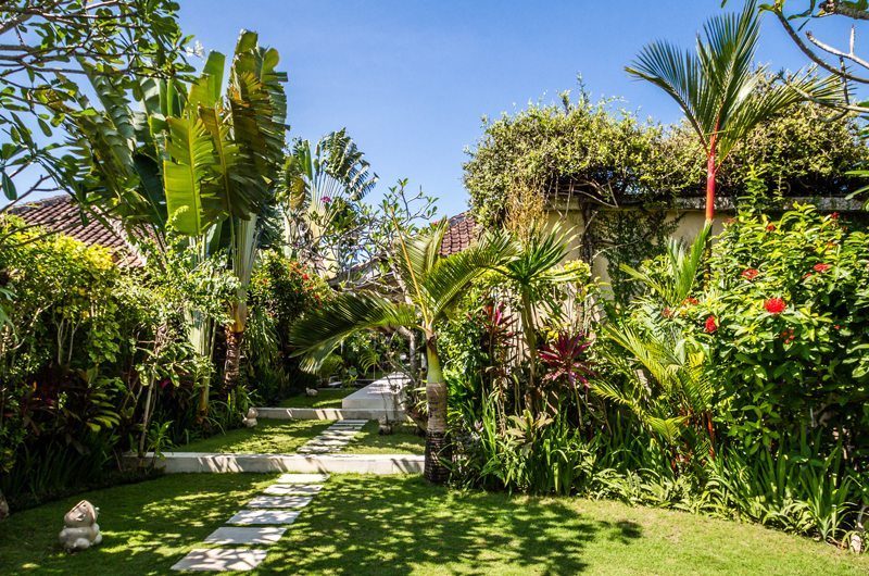 Villa Gembira Batubelig Pathway | Batubelig, Bali