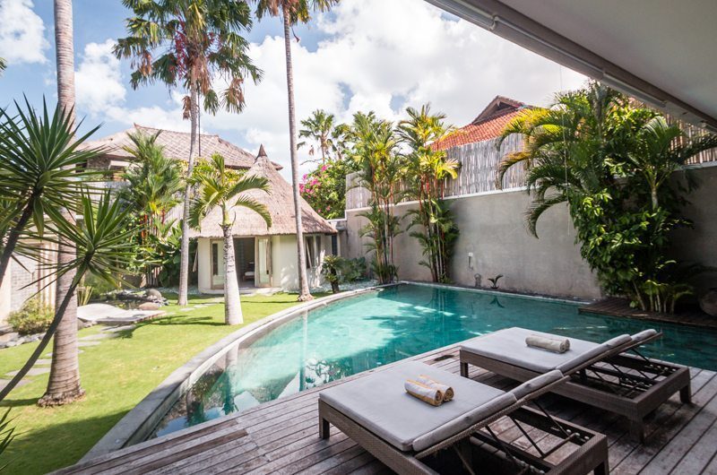 Villa Lisa Sun Beds | Seminyak, Bali