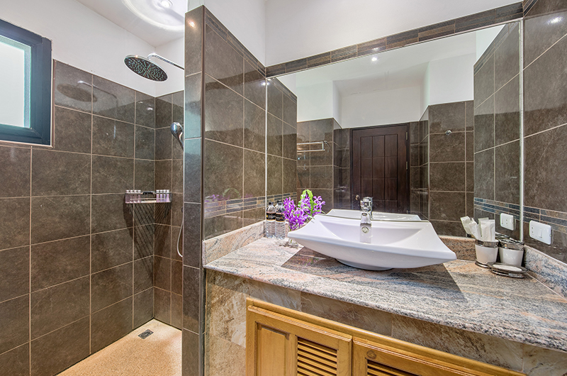 Ban Nai Fan Bathroom One with Shower | Choeng Mon, Koh Samui