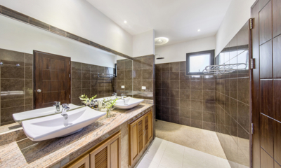 Ban Nai Fan Bathroom Two with Shower | Choeng Mon, Koh Samui