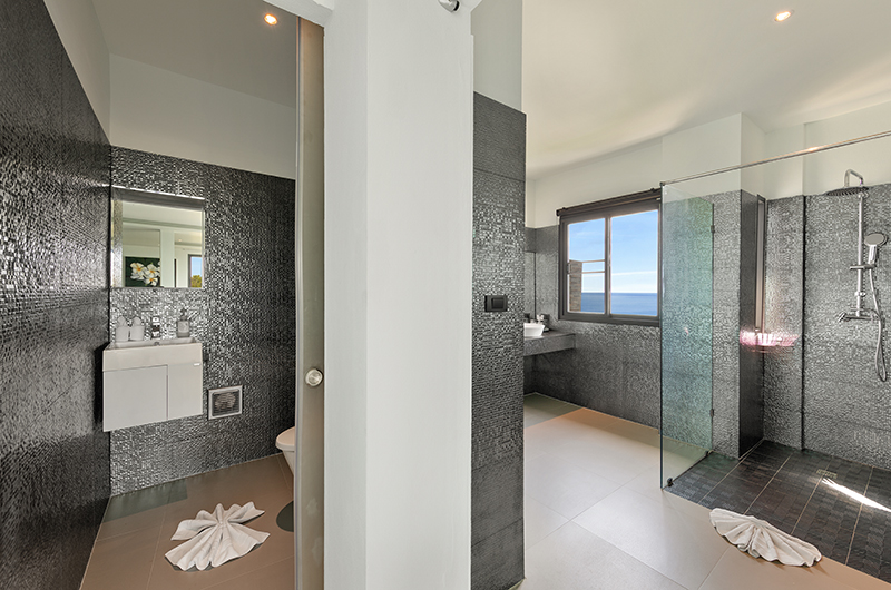Ban Nai Fan Bathroom Four with Shower | Choeng Mon, Koh Samui