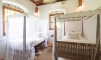 Pointe Sud Bedroom with Twin Beds | Mirissa, Sri Lanka