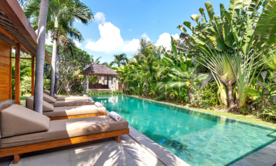 Villa Little Mannao Pool Side Sun Beds | Kerobokan, Bali