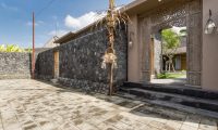 Villa Mannao Entrance Area | Kerobokan, Bali