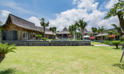 Villa Mannao Estate Outdoor Area at Day Time | Kerobokan, Bali