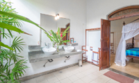 Coconut Grove His and Hers Bathroom with Mirror | Ahangama, Sri Lanka