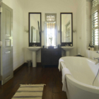 Ivory House Bathroom with Bathtub | Galle, Sri Lanka