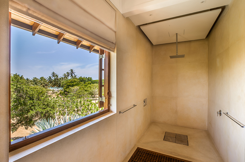 Sri Lanka Ranawara 53