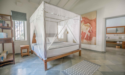 Suriyawatta Bedroom Two with Four Poster Bed | Weligama, Sri Lanka