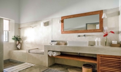 Suriyawatta Bathroom Two with Mirror | Weligama, Sri Lanka