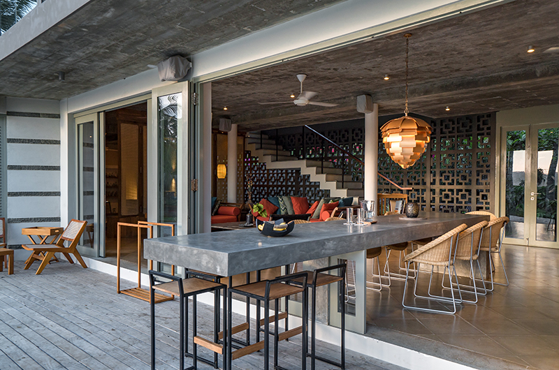 Talalla House Marble Dining Table | Talalla, Sri Lanka