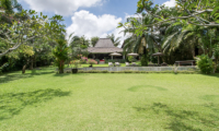 Villa Galante Garden | Umalas, Bali