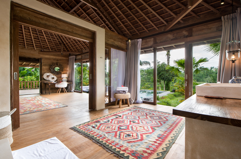Villa Nag Shampa En-suite Bathroom Eight | Ubud Payangan, Bali