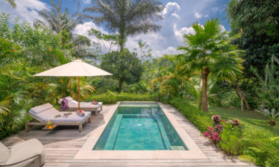 Villa Nag Shampa Pool Side Sun Beds | Ubud Payangan, Bali