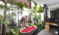 Villa Anam Master Bathroom | Seminyak, Bali