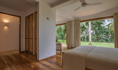 Maliga Kanda Heliconia Suite Bedroom with Garden View | Galle, Sri Lanka