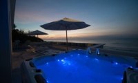 Morabito Art Cliff Santorini Penthouse Jacuzzi | Uluwatu, Bali